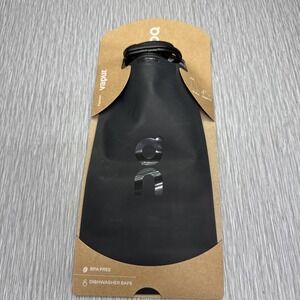 On Running x Vapur Water Bottle Black 0.7L Collapsible Hydration